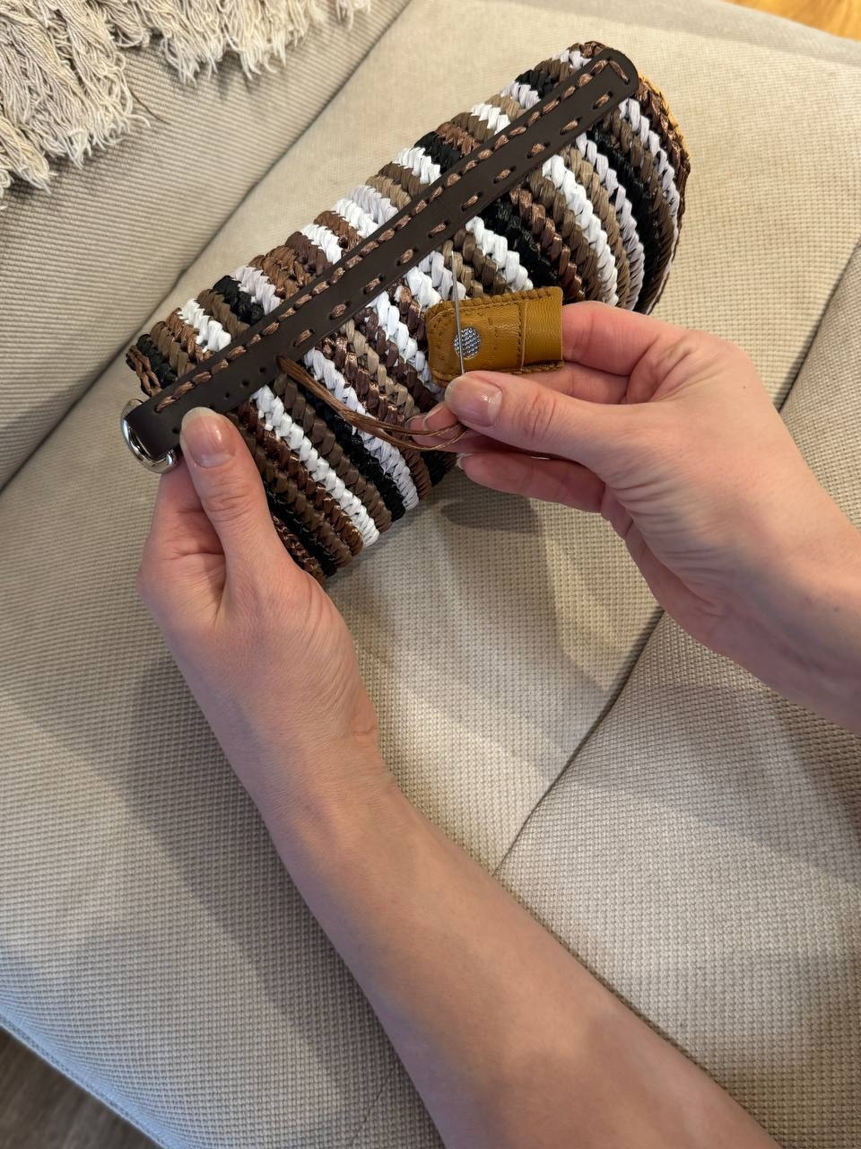 Hemline Наперсток кожаный с металлической пластиной