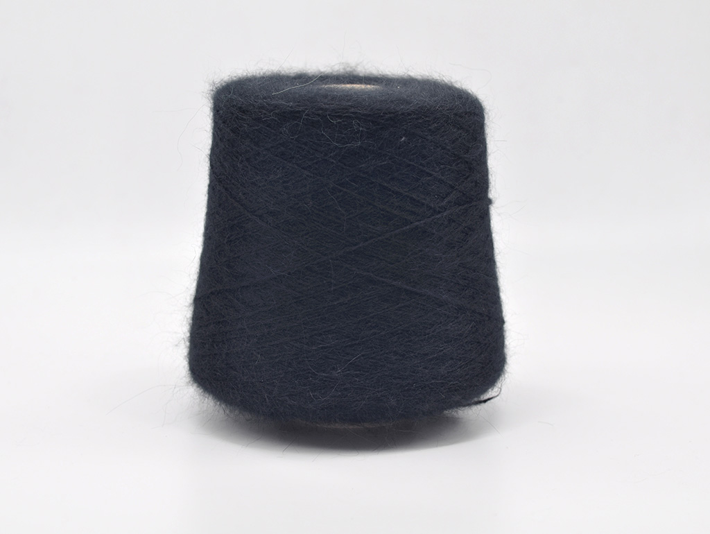 Filcom Chiara (Angora Spiky) (02)